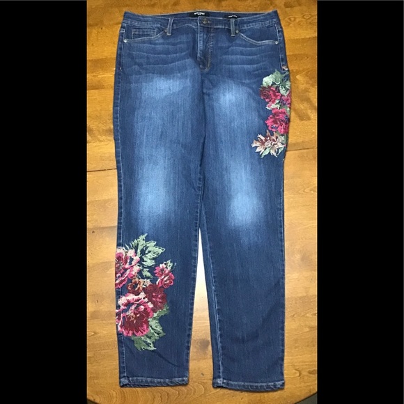 nine west embroidered jeans